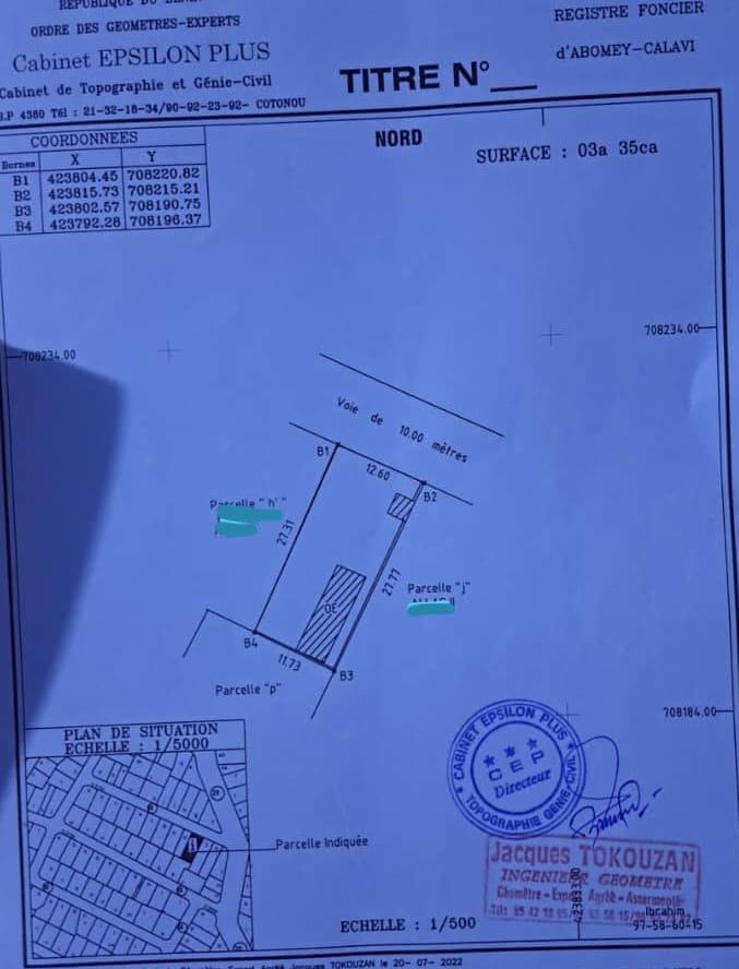 Vente d'un Terrain : Atlantique-Abomey-Calavi (Womey)