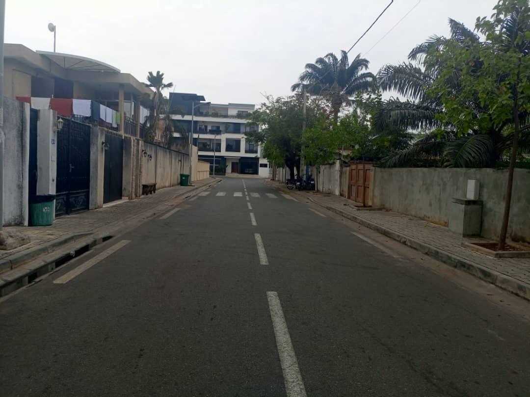 Vente d'un Terrain : Littoral-Cotonou (Les cocotiers)