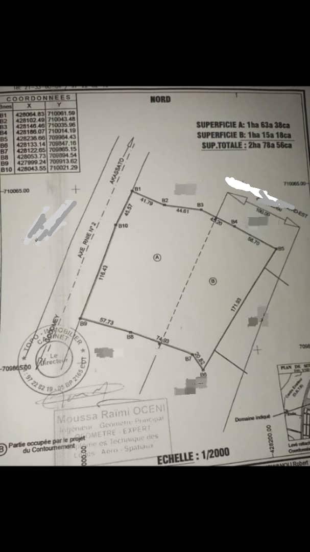 Vente d'un Terrain à 450.000.000 FCFA  : Atlantique-Abomey-Calavi (Akassato)